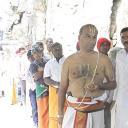 TWO DAY CAR PACKAGE WITH DARSHAN GUIDE